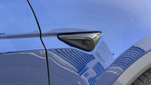 2023 Tesla Model X 7SAXCDE57PF370717