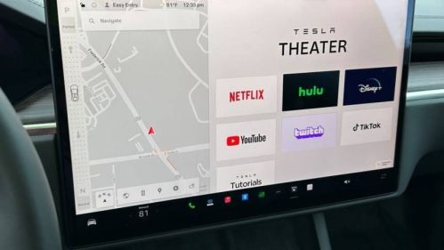 2023 Tesla Model X 7SAXCDE57PF370717