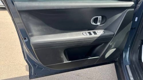 2021 Tesla Model Y 5YJYGDEEXMF160145