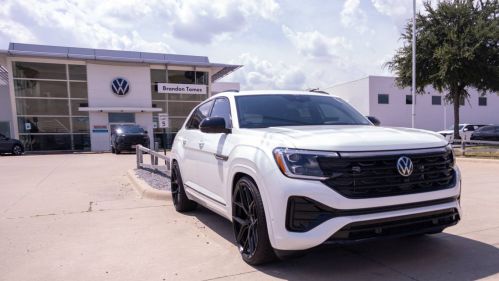 2022 Volkswagen ID.4 WVGKMPE29NP074429