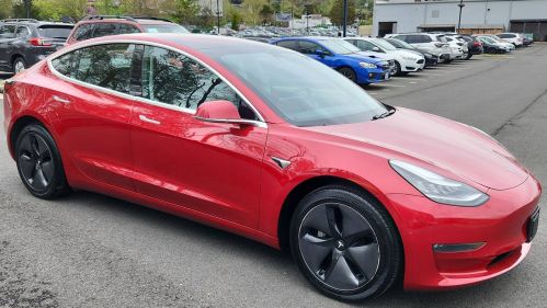 2020 Tesla Model Y 5YJYGDEF6LF012596