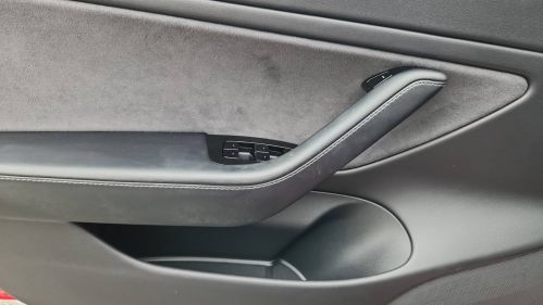 2020 Tesla Model Y 5YJYGDEF6LF012596