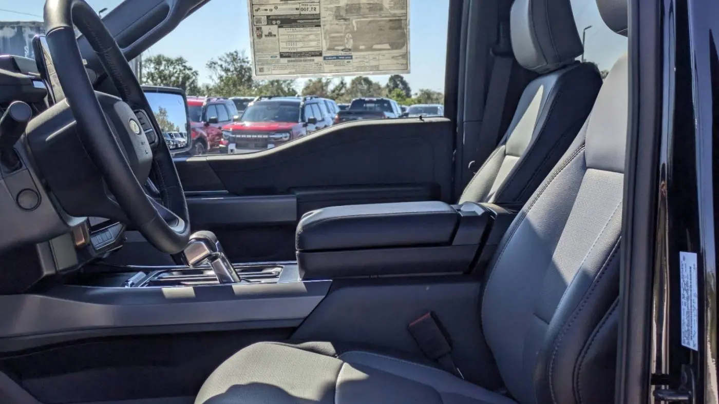 2024 Ford F-150 Lightning 1FT6W5L76RWG08064