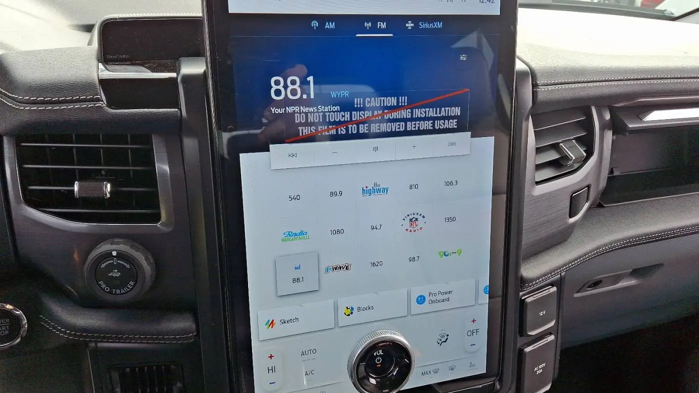 2025 Ford F-150 Lightning 1FTVW3L7XSWG02273