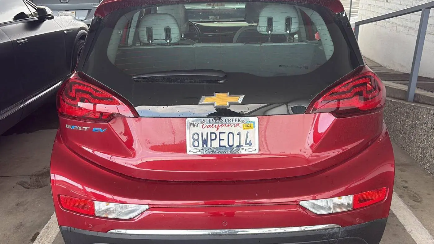 2021 Chevrolet Bolt 1G1FY6S06M4111968