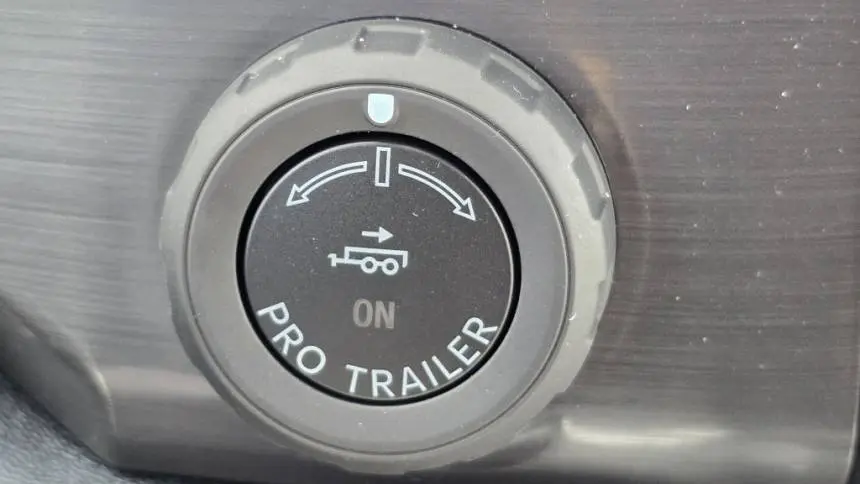 2025 Ford F-150 Lightning 1FT6W3L75SWG02119