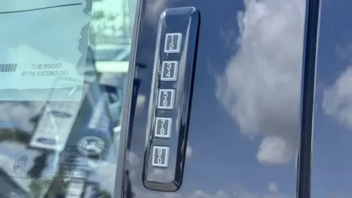 2025 Ford F-150 Lightning 1FT6W5L70SWG02220