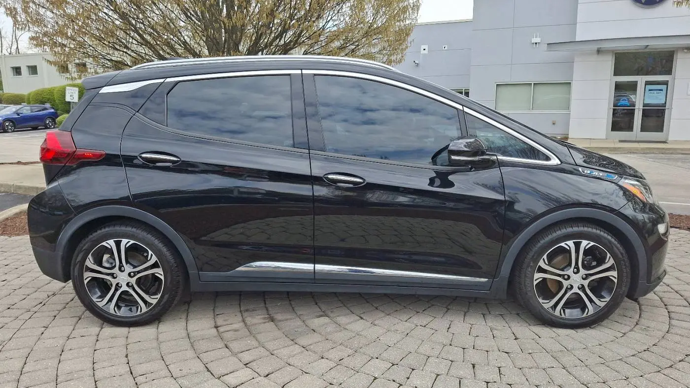 2017 Chevrolet Bolt 1G1FX6S09H4187810