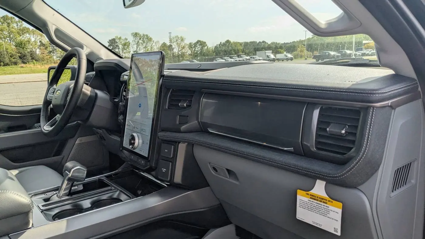 2025 Ford F-150 Lightning 1FT6W3L71SWG02117