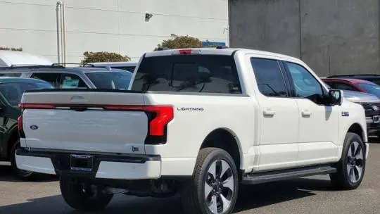 2024 Ford F-150 Lightning 1FT6W7L79RWG25484