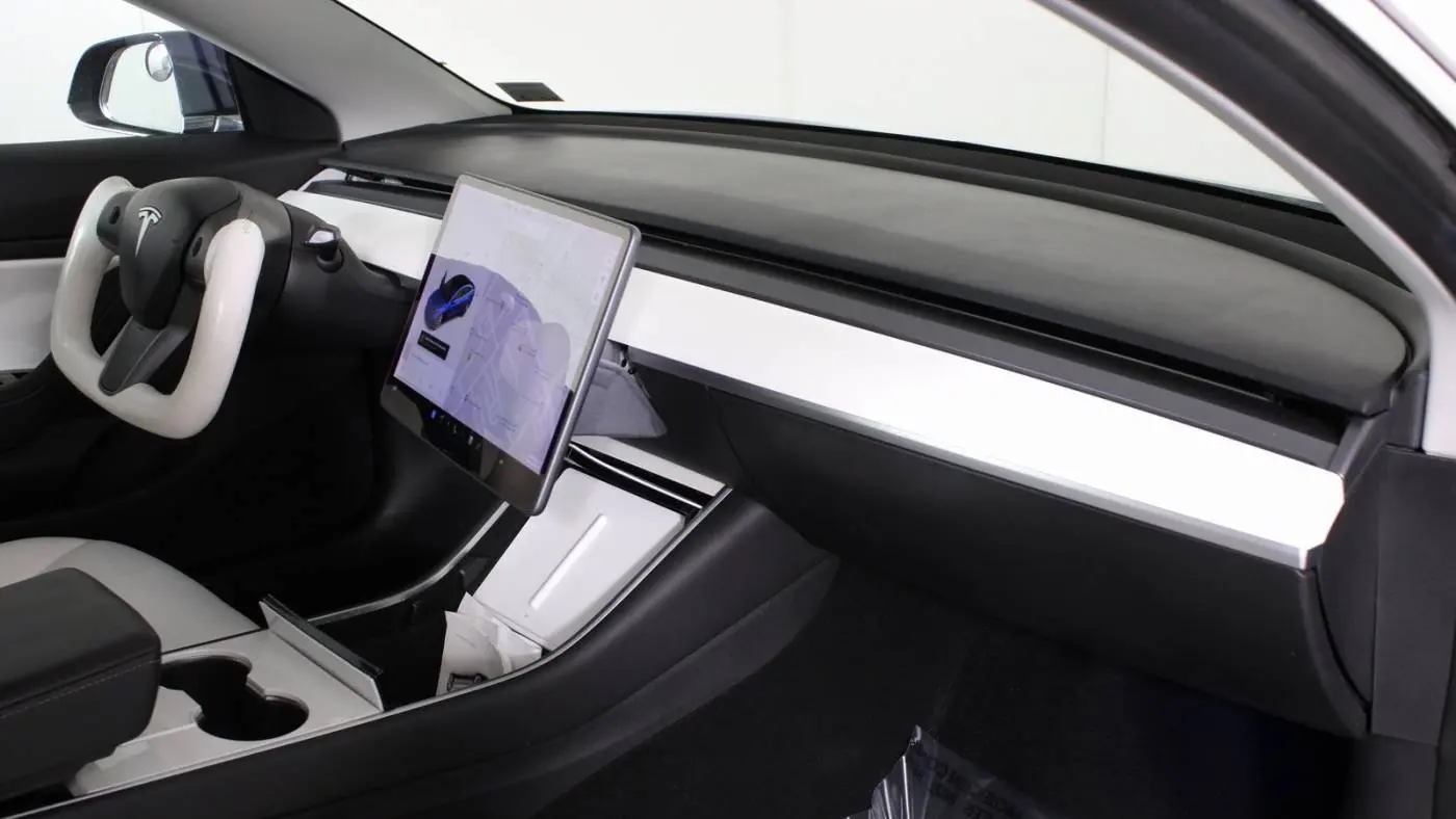 2018 Tesla Model 3 5YJ3E1EB2JF147776