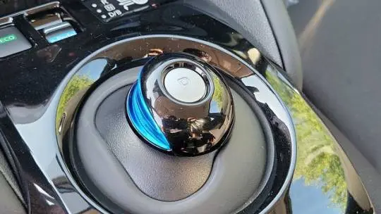2024 Nissan LEAF 1N4CZ1CVXRC556527