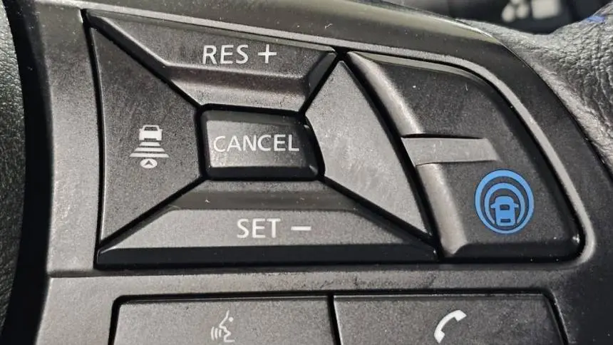 2021 Nissan LEAF 1N4AZ1CV9MC551058