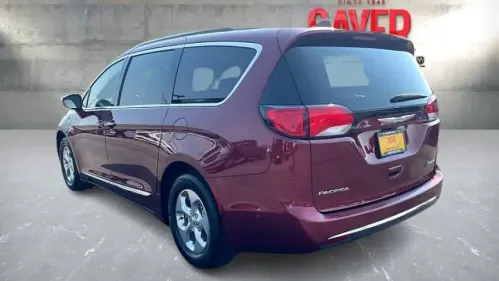 2018 Chrysler Pacifica 2C4RC1N72JR248218