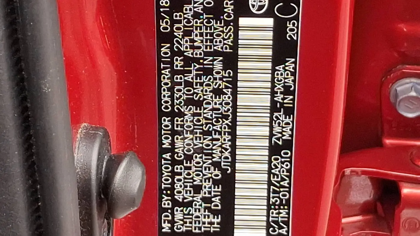 2018 Toyota Prius Prime JTDKARFPXJ3084715