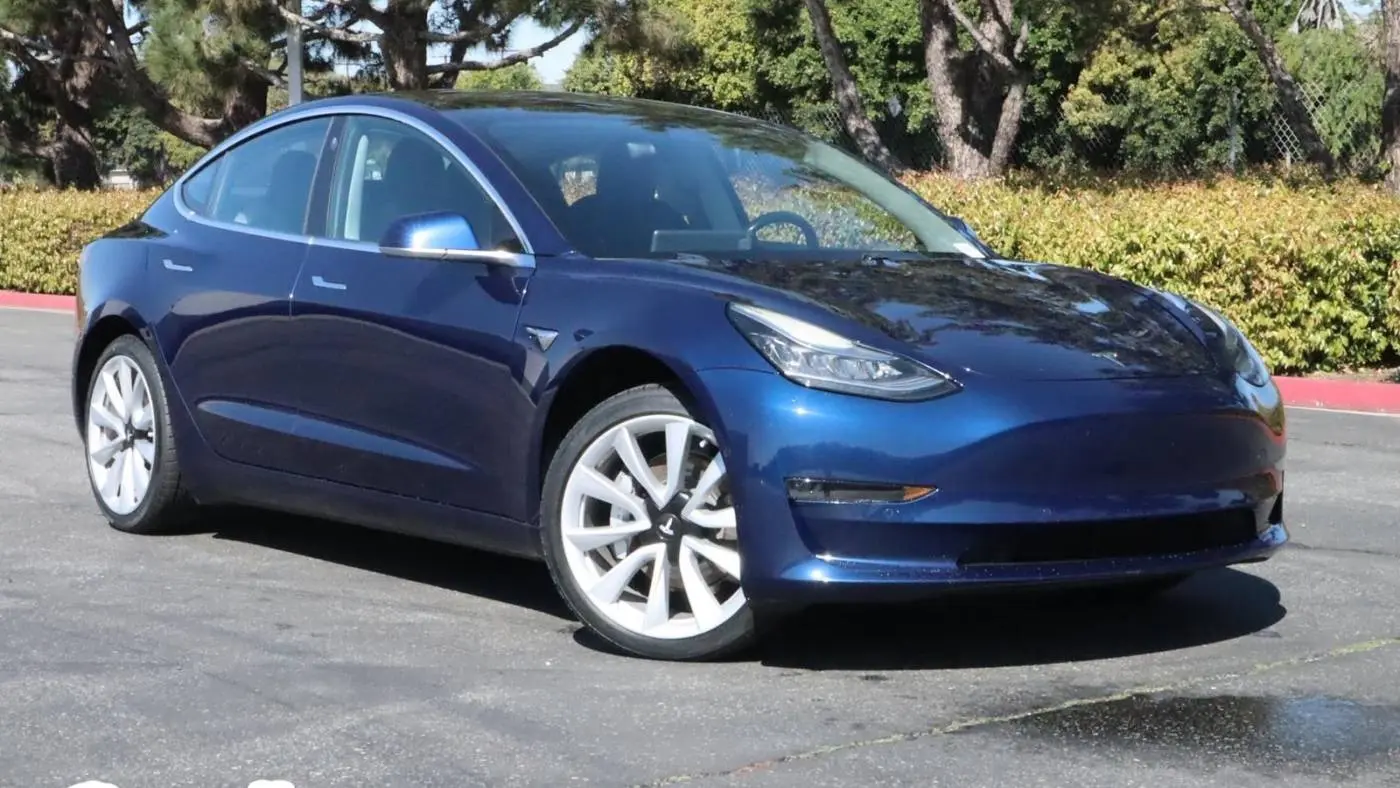 2018 Tesla Model 3 5YJ3E1EA0JF006292