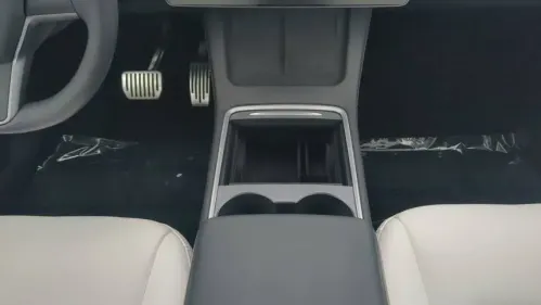 2021 Tesla Model Y 5YJYGDEE3MF122465