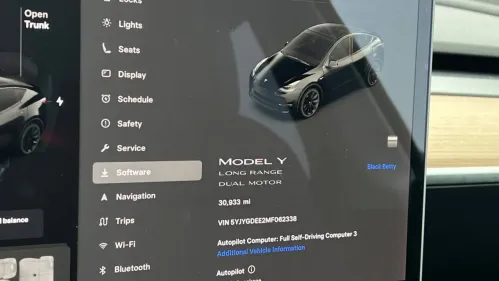 2021 Tesla Model Y 5YJYGDEE2MF062338