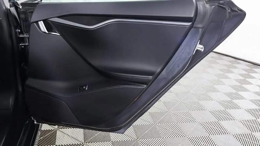 2020 Tesla Model S 5YJSA1E45LF370941