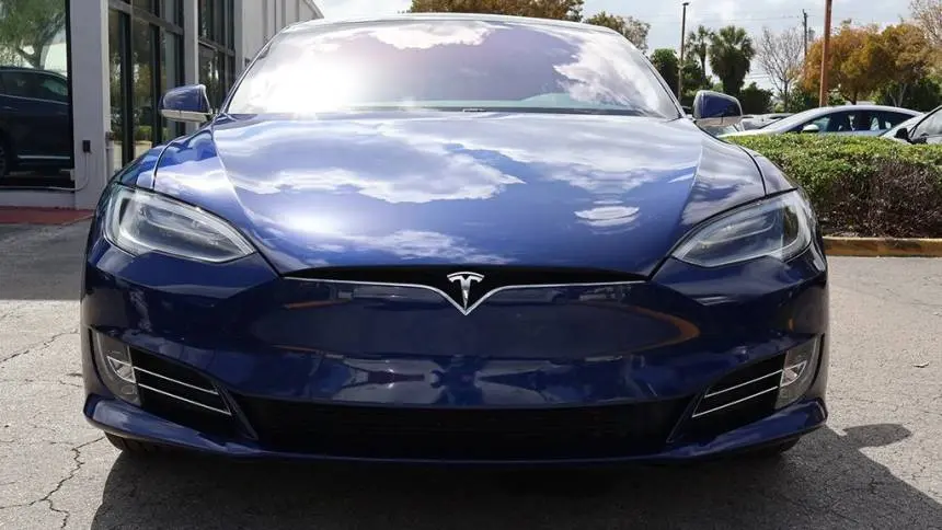 2020 Tesla Model S 5YJSA1E49LF413810
