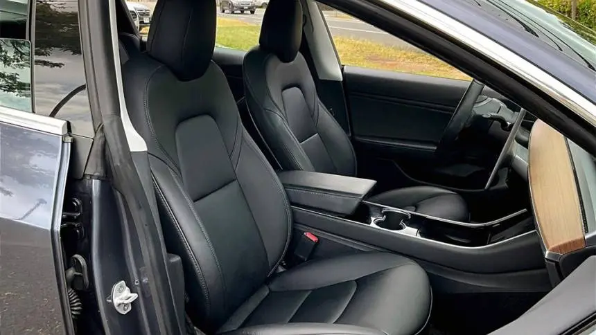 2020 Tesla Model 3 5YJ3E1EB5LF619892