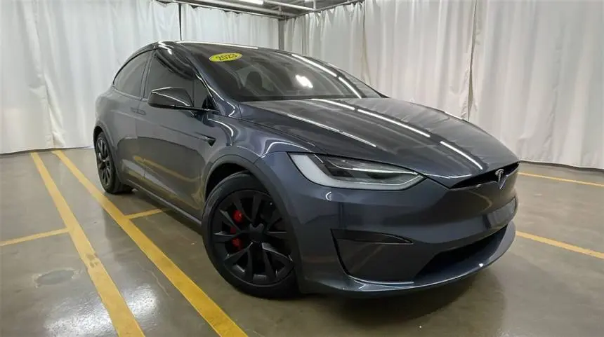 2023 Tesla Model X 7SAXCBE65PF395659