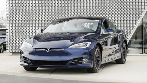 2018 Tesla Model S 5YJSA1E27JF267709