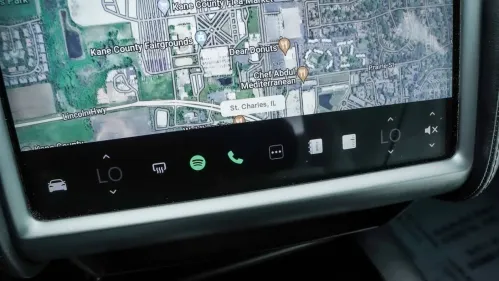 2018 Tesla Model S 5YJSA1E27JF267709