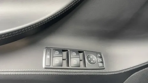 2019 Tesla Model S 5YJSA1E46KF300315
