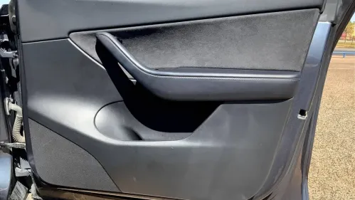 2021 Tesla Model Y 5YJYGDEE5MF067243