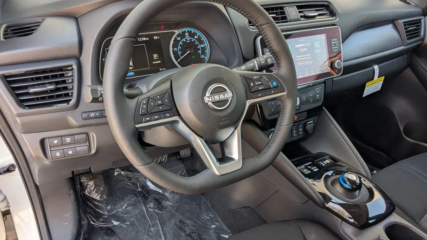2025 Nissan LEAF 1N4CZ1CV3SC565396