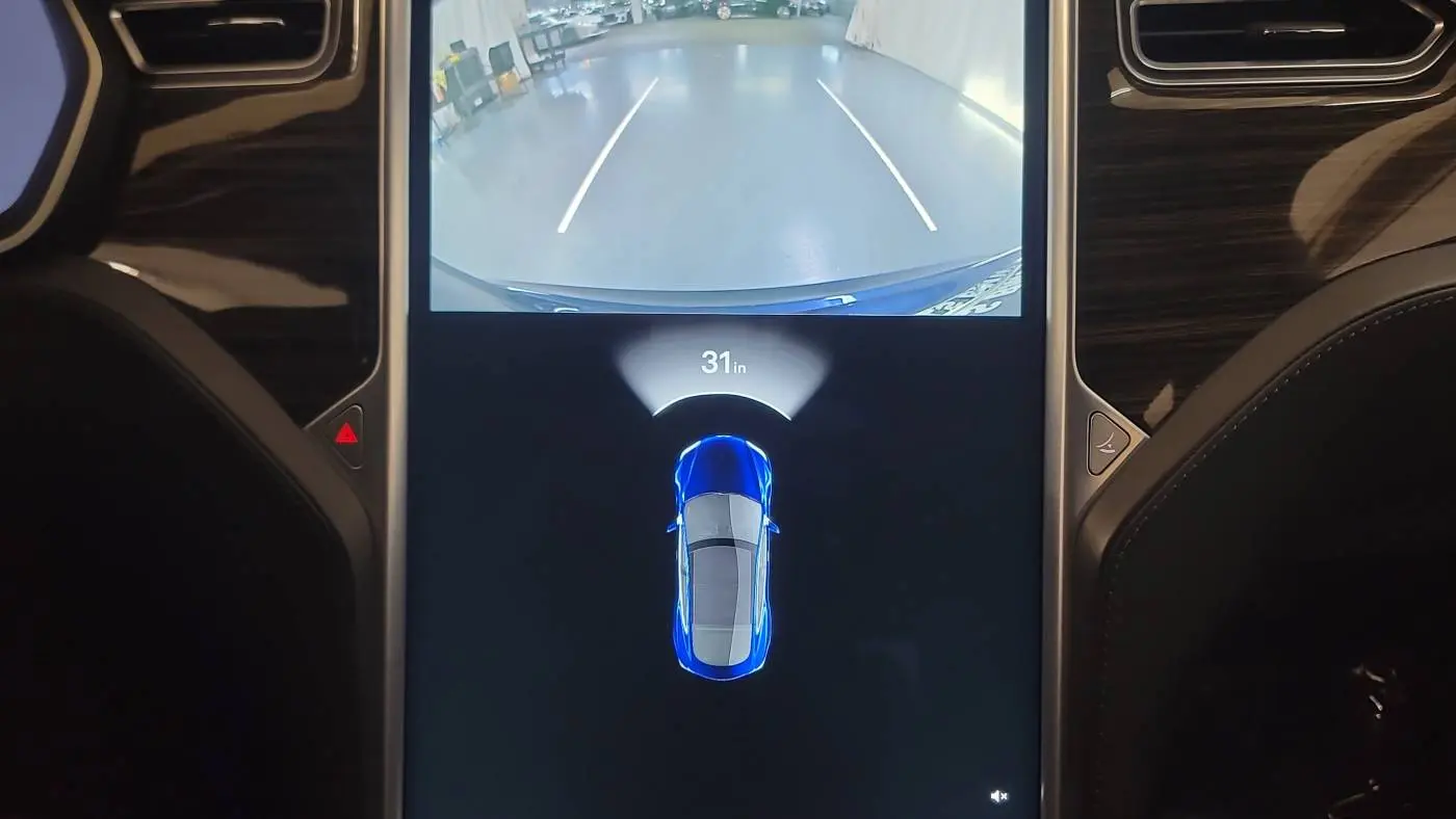 2015 Tesla Model S 5YJSA1E2XFF114426