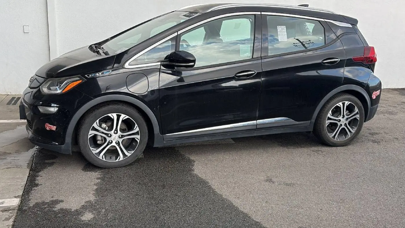2017 Chevrolet Bolt 1G1FX6S01H4186179