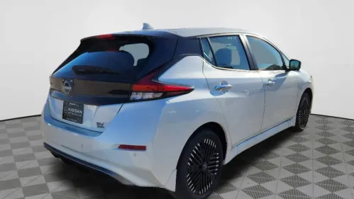 2024 Nissan LEAF 1N4CZ1CV2RC551208