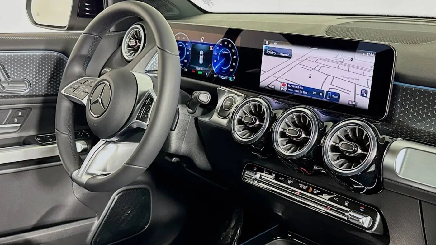 2025 Mercedes EQB W1N9M0KB5SN128470
