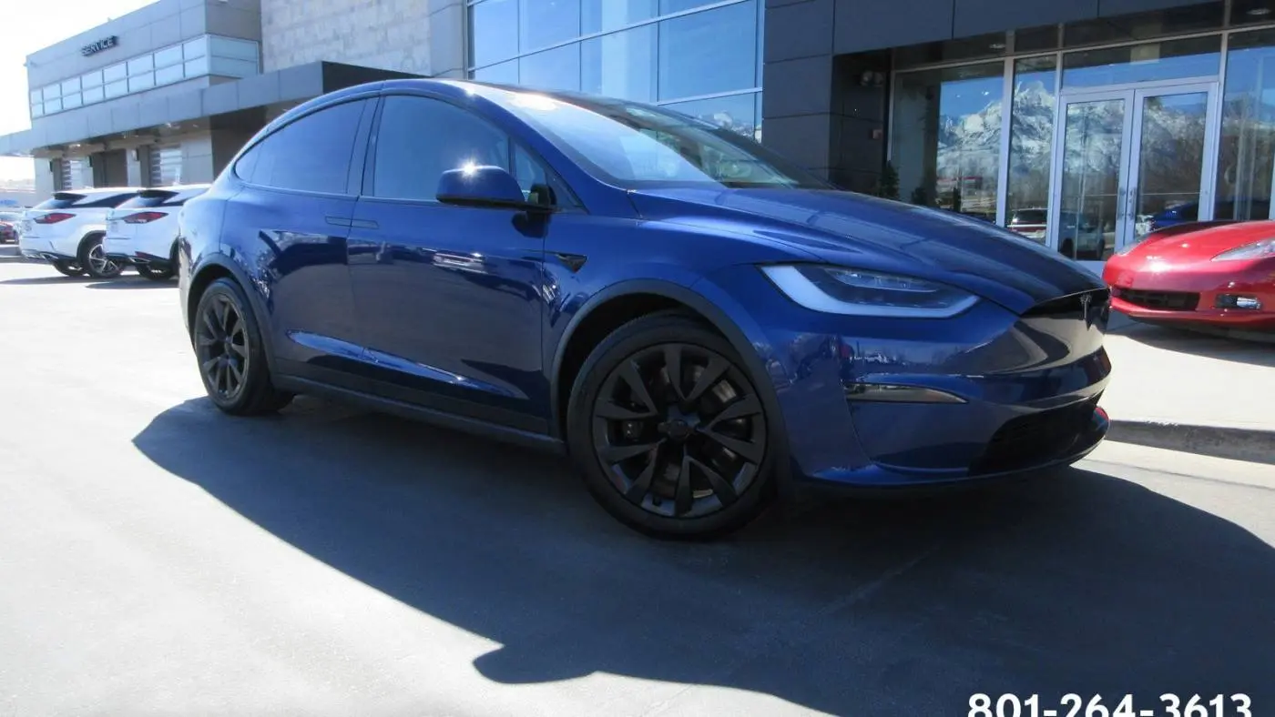 2023 Tesla Model X 7SAXCAE58PF386391