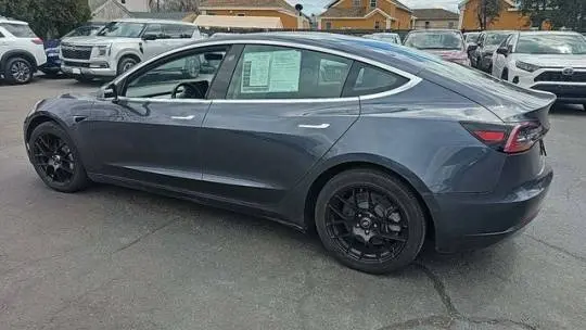 2019 Tesla Model 3 5YJ3E1EA8KF313615