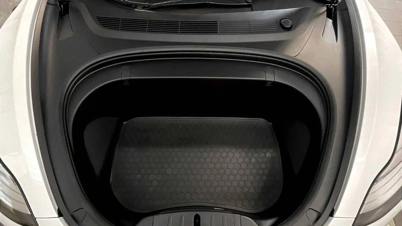 2019 Tesla Model 3 5YJ3E1EB8KF493445