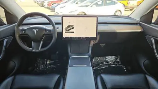 2021 Tesla Model Y 5YJYGDEE1MF182163