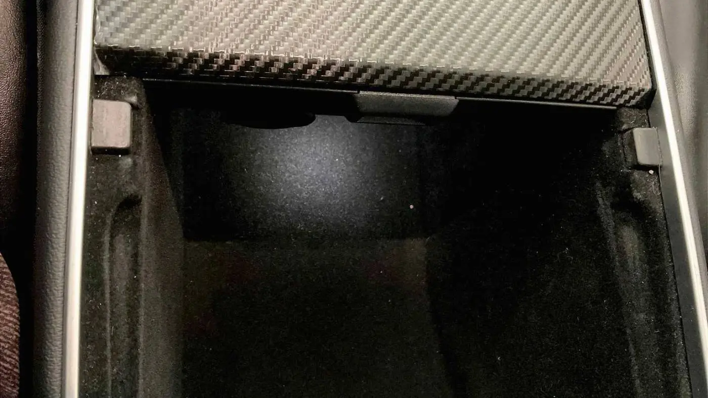 2019 Tesla Model 3 5YJ3E1EB8KF493445