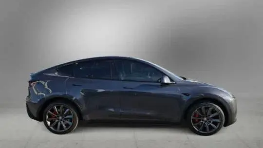 2021 Tesla Model Y 5YJYGDEE1MF182163