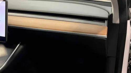 2019 Tesla Model 3 5YJ3E1EB8KF493445