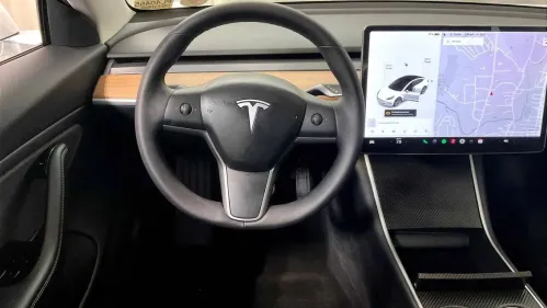 2019 Tesla Model 3 5YJ3E1EB8KF493445