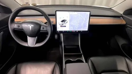 2019 Tesla Model 3 5YJ3E1EB8KF493445