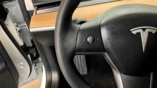 2019 Tesla Model 3 5YJ3E1EB8KF493445