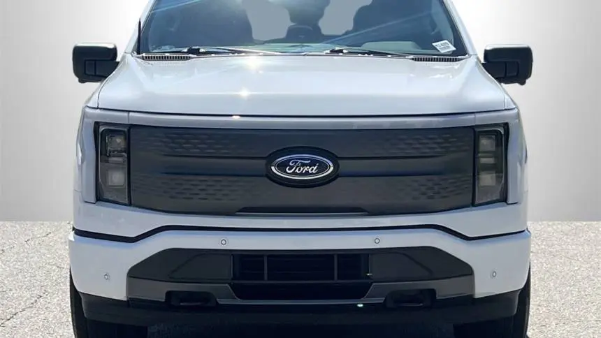 2023 Ford F-150 Lightning 1FT6W1EV4PWG00028