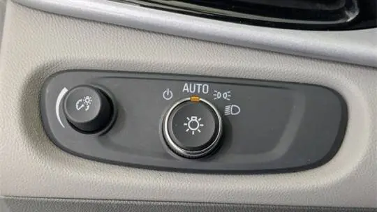 2018 Chevrolet VOLT 1G1RA6S58JU152983