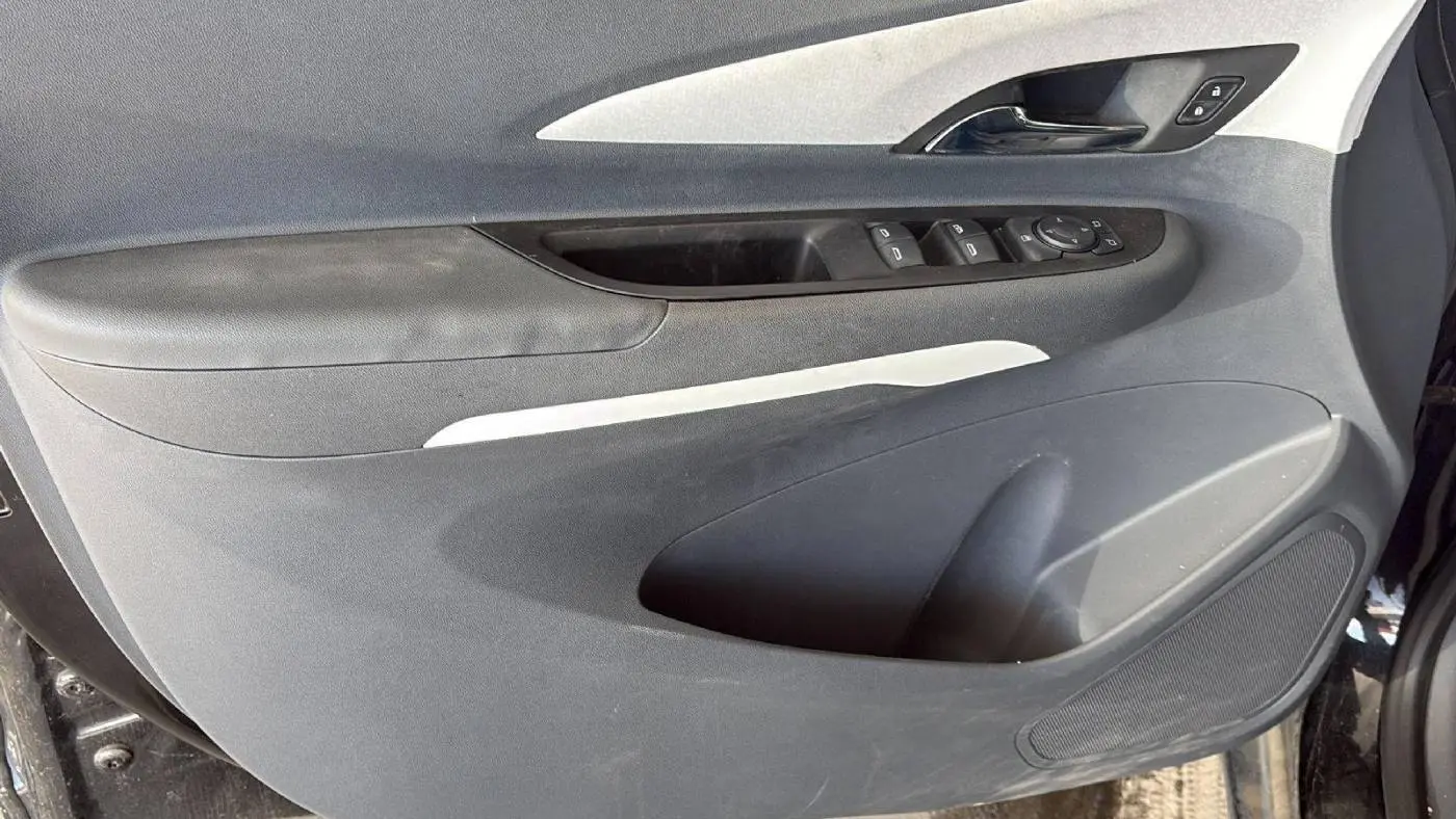 2017 Chevrolet Bolt 1G1FX6S00H4136468