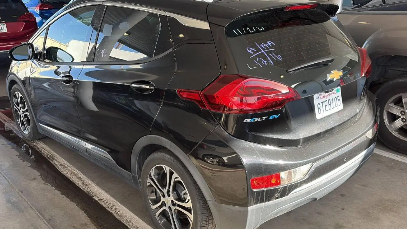 2017 Chevrolet Bolt 1G1FX6S00H4136468