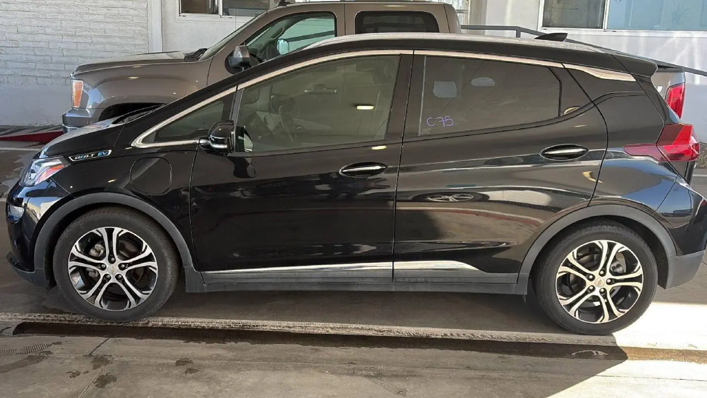 2017 Chevrolet Bolt 1G1FX6S00H4136468